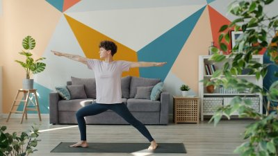 Drie minuten bewegen tussendoor is nu al een workout